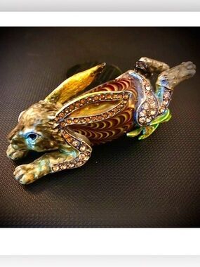 NWT BeJeweled Enamel Bunny Rabbit Hare Figurine Sculpture Paperweight 4”